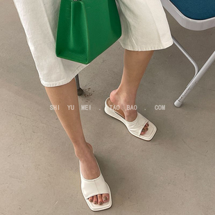 饰与美韩国2023夏季新款方头中跟一字露趾坡跟时尚外穿凉拖鞋女潮