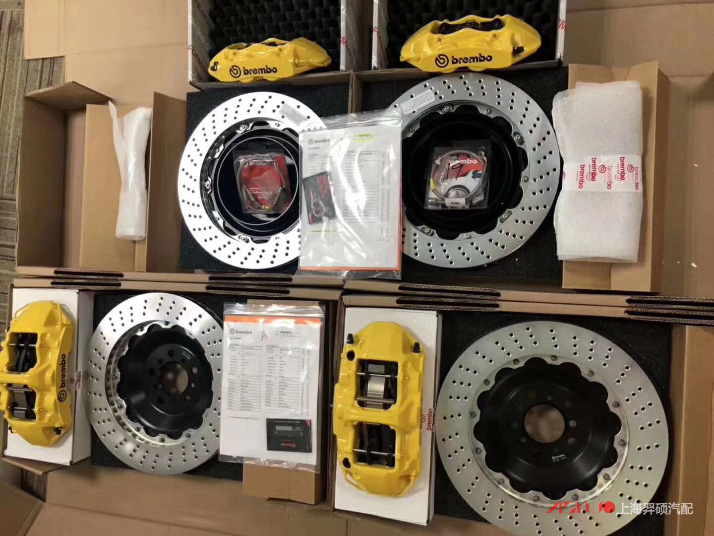 全套原装进口带质保卡bremb刹车卡钳