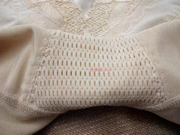 Corset amincissant luxueux - Ref 689575 Image 5