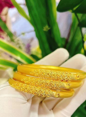 深圳水贝黄金手镯送女友足金999经典孔雀凤凰镯纯金镯子送爱人