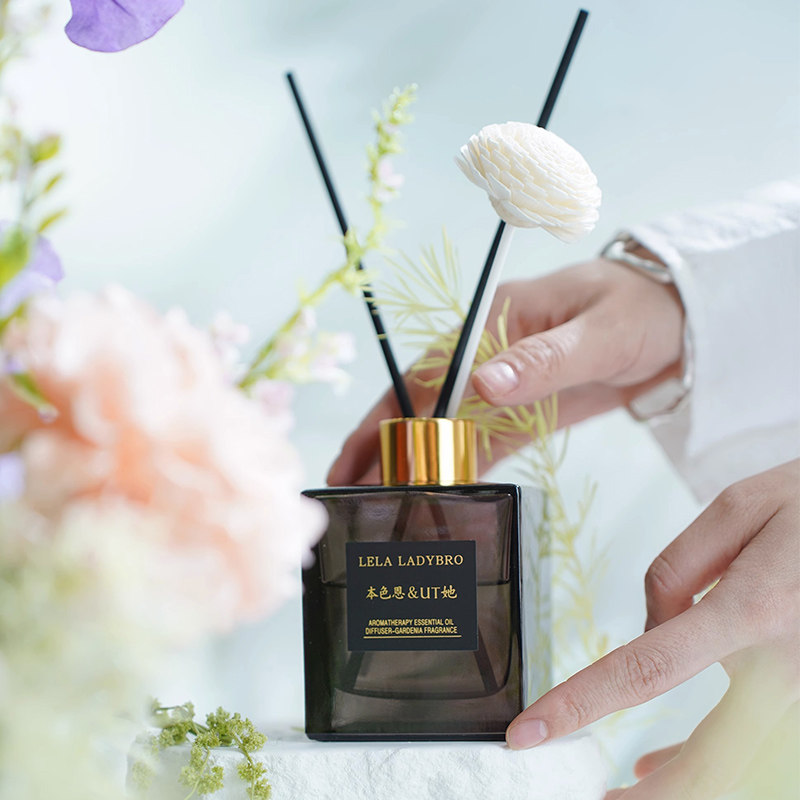 正品UT她栀子花香薰天然房间家用卧室持久净化空气舒缓车载香芬