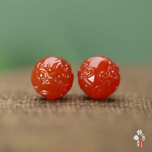 红玛瑙雕刻貔貅13mm圆珠手串配件
