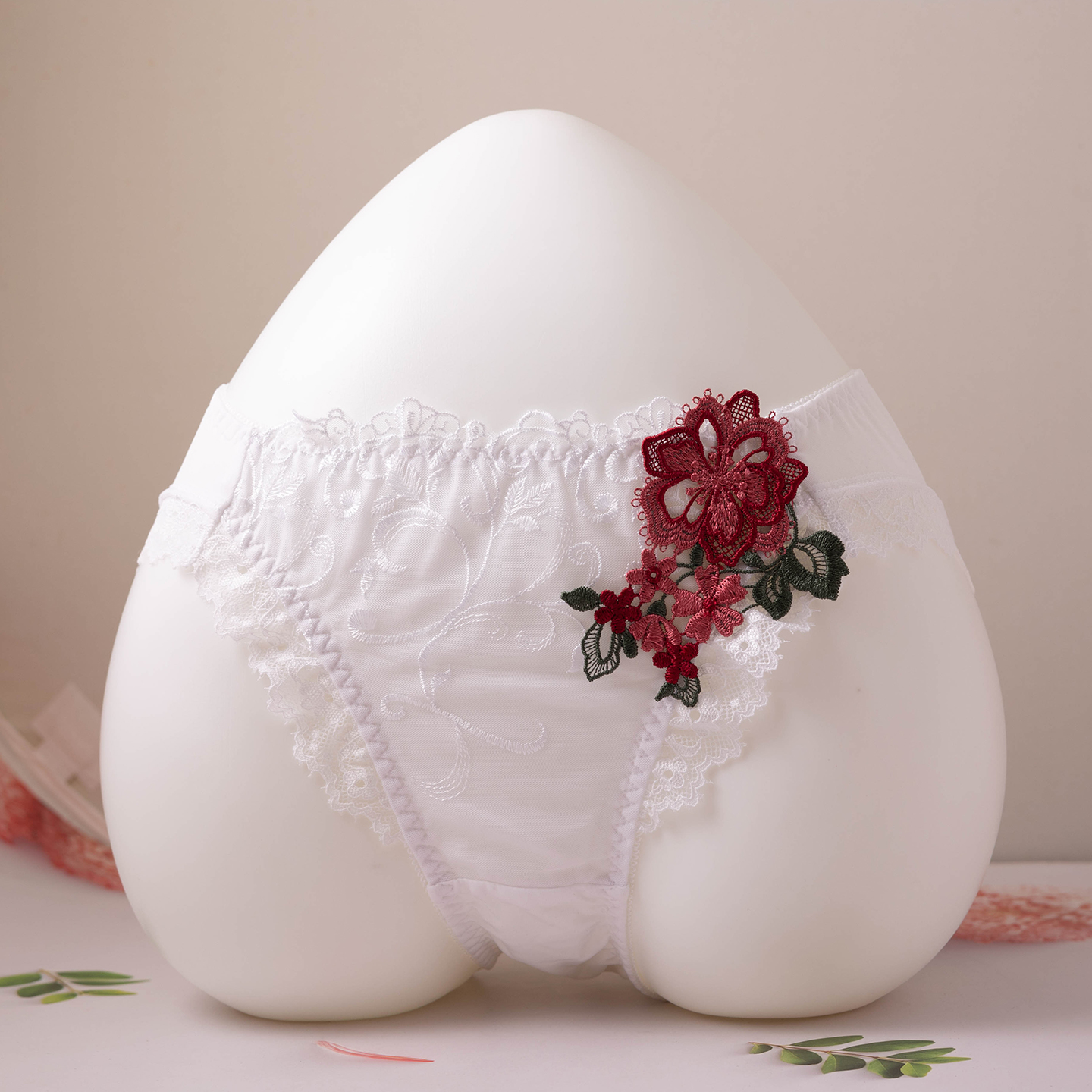 日系少女甜美可爱刺绣花朵纯棉裆