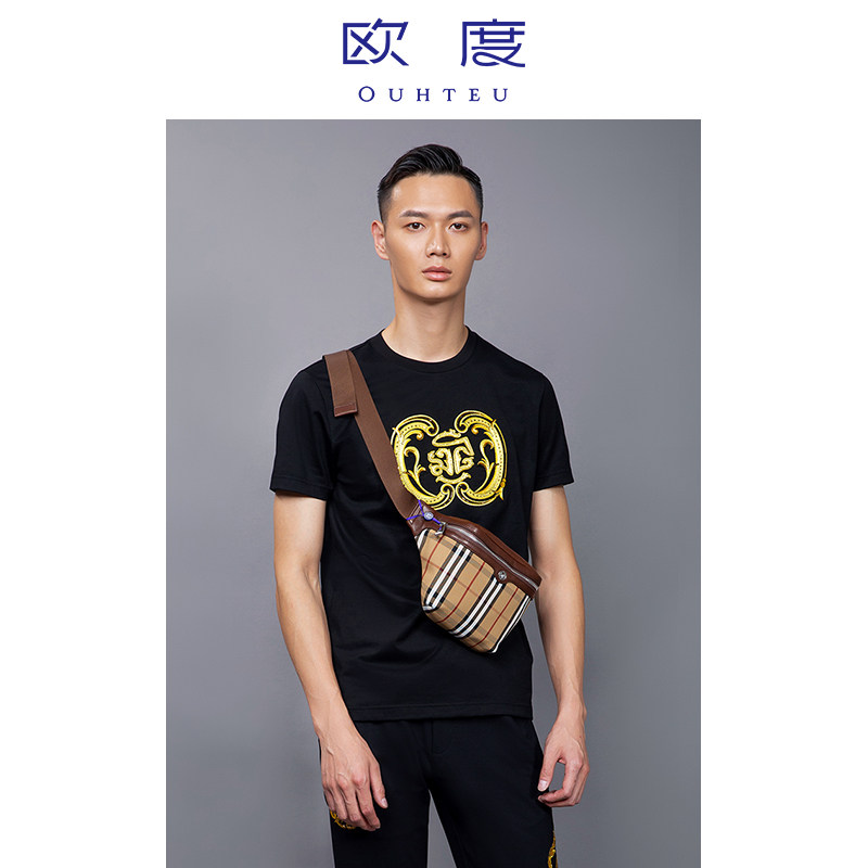 ouhteu/欧度男士短袖t恤圆领黑色棉面料潮流修身版春季