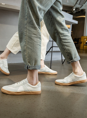 凯撒KAISER软底德训鞋女2024春秋新款百搭轻便板鞋休闲透气小白鞋