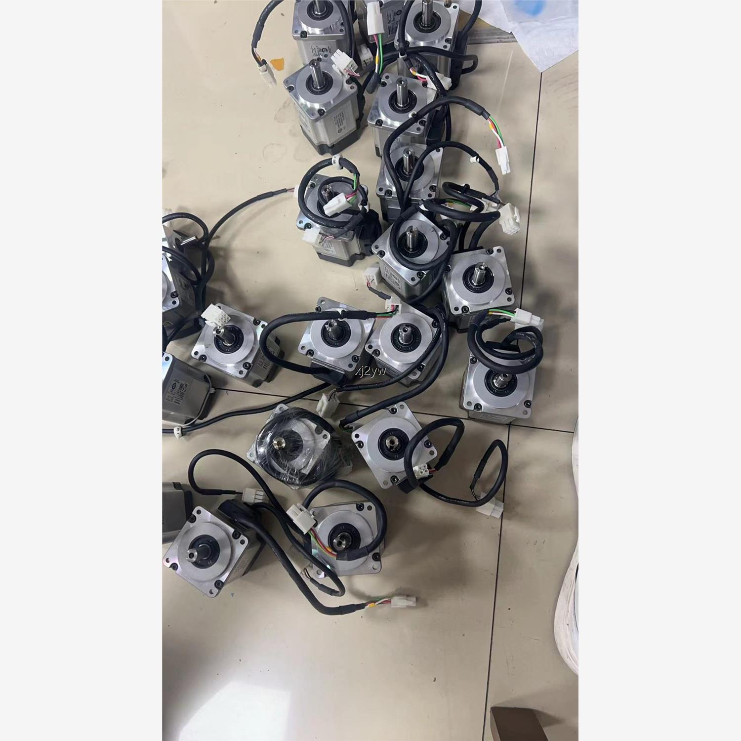 原装伺服MADLN15SE+F0U、