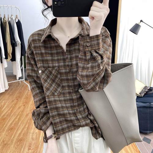 咖啡色复古格子衬衫外套女