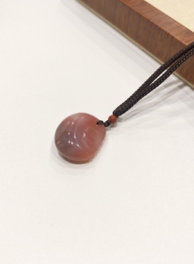 D58# 天然盐源玛瑙一梳百顺吊坠 18.5*16*8mm   配南红圆珠