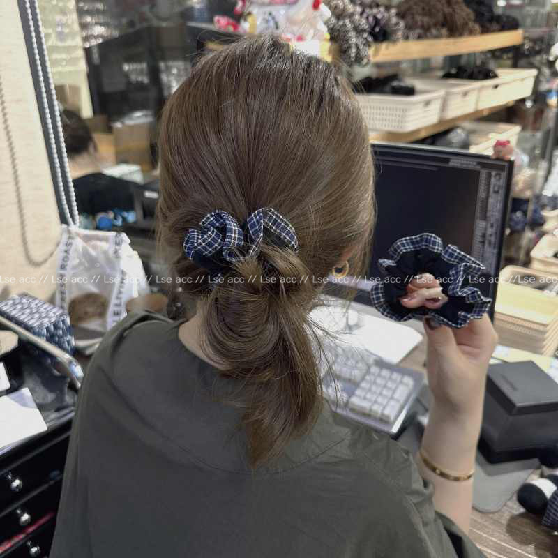 韩版ins格纹方巾发圈少女气质皱褶扎头发绳时尚简约头圈弹力皮筋,饰品/流行首饰/时尚饰品新,发饰,淘宝优惠券,粉丝福利购,淘宝优惠卷