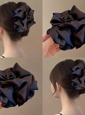 云朵褶皱泡泡抓夹女2025新款大号发量大高级感蝴蝶结后脑勺鲨鱼夹