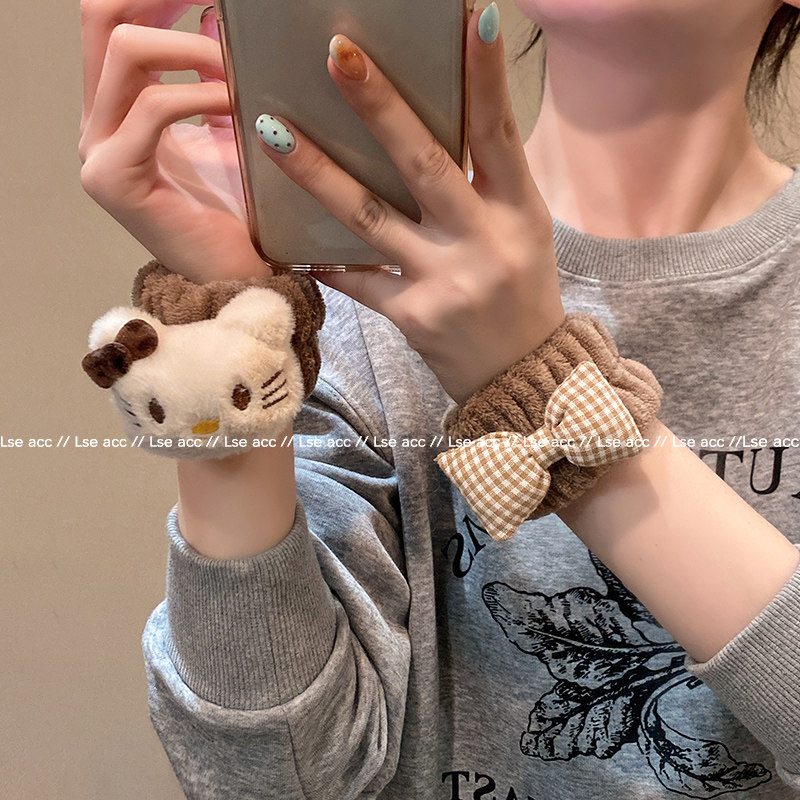 秋冬款可爱毛绒卡通猫咪手腕带女洗脸洗漱防溅水滴袖套高弹力甜美