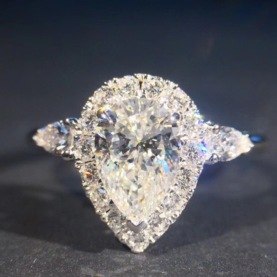 福大生 白18K金80分水滴形钻戒 结婚女戒异形梨形钻定制订婚戒指