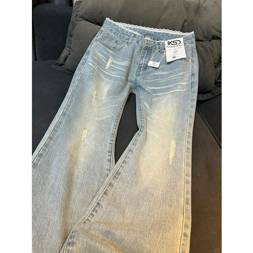 夏蕾丝拼接高腰显瘦微喇牛仔裤