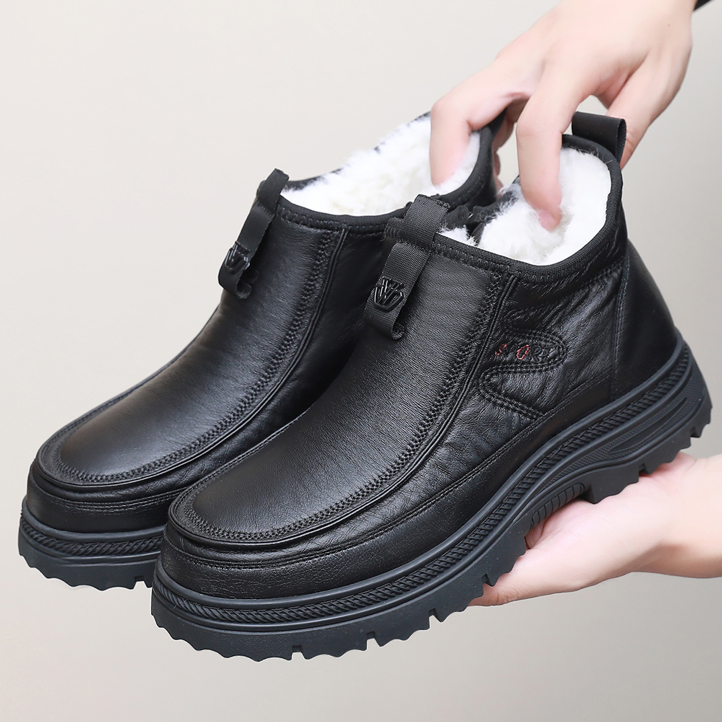冬天新款防寒棉靴老北京布鞋男棉鞋特厚东北皮毛一体纯羊毛爸爸鞋