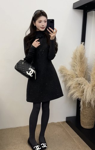 YJ Q春新款时尚镶钻小立领T恤圆领背心裙两件套裙