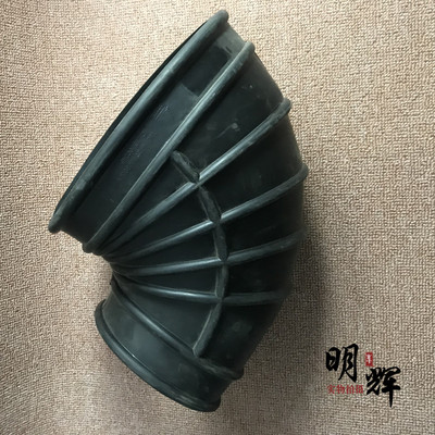 适用于重汽HOWO豪沃进气道软管 油滤 进气道 接口 WG9725190903