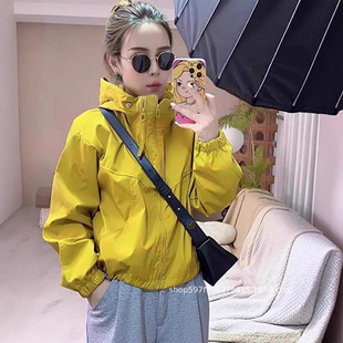 高级感洋气小个子上衣 冲锋衣连帽外套女甜美韩版 2025新款 春季