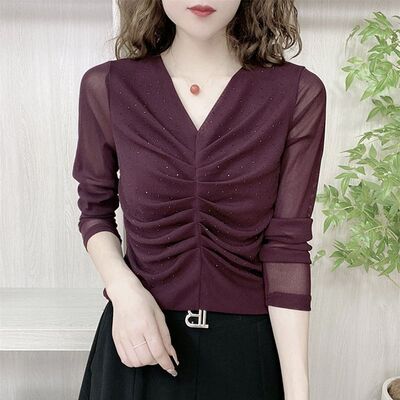 春季新款网红爆款网纱拼接打底衫女时尚减龄气质高档V领内搭上衣