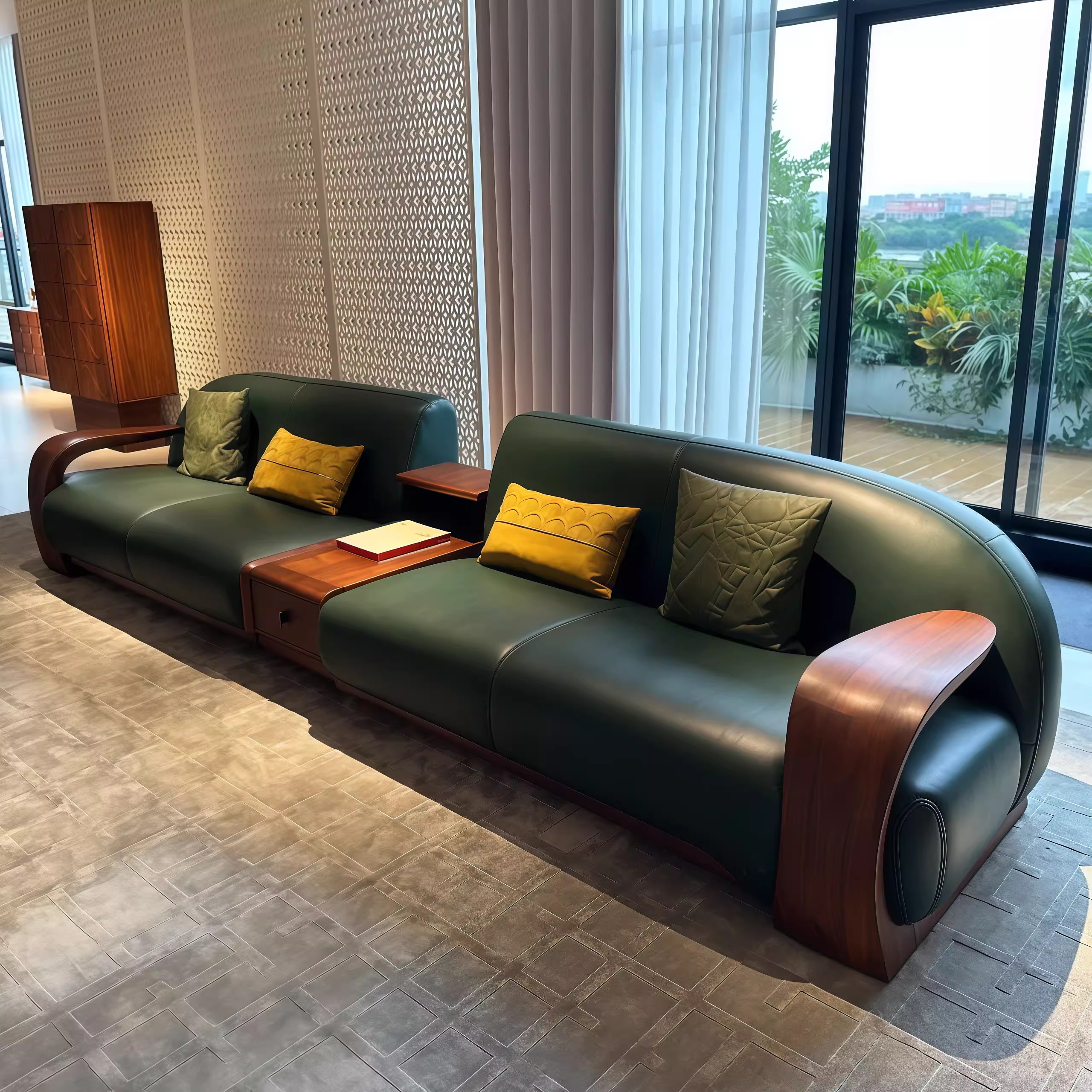 新中式实木沙发2025新款高端黑胡桃木设计师客厅家用异形沙发定制