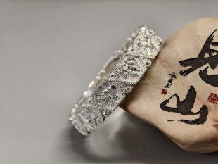 百年久诚原创手工錾刻浮雕古风十二花仙足银手镯 足银9999