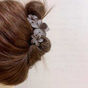 复古花朵盘发抓夹女2024新款 高级感鲨鱼夹子中号气质发夹发卡发饰
