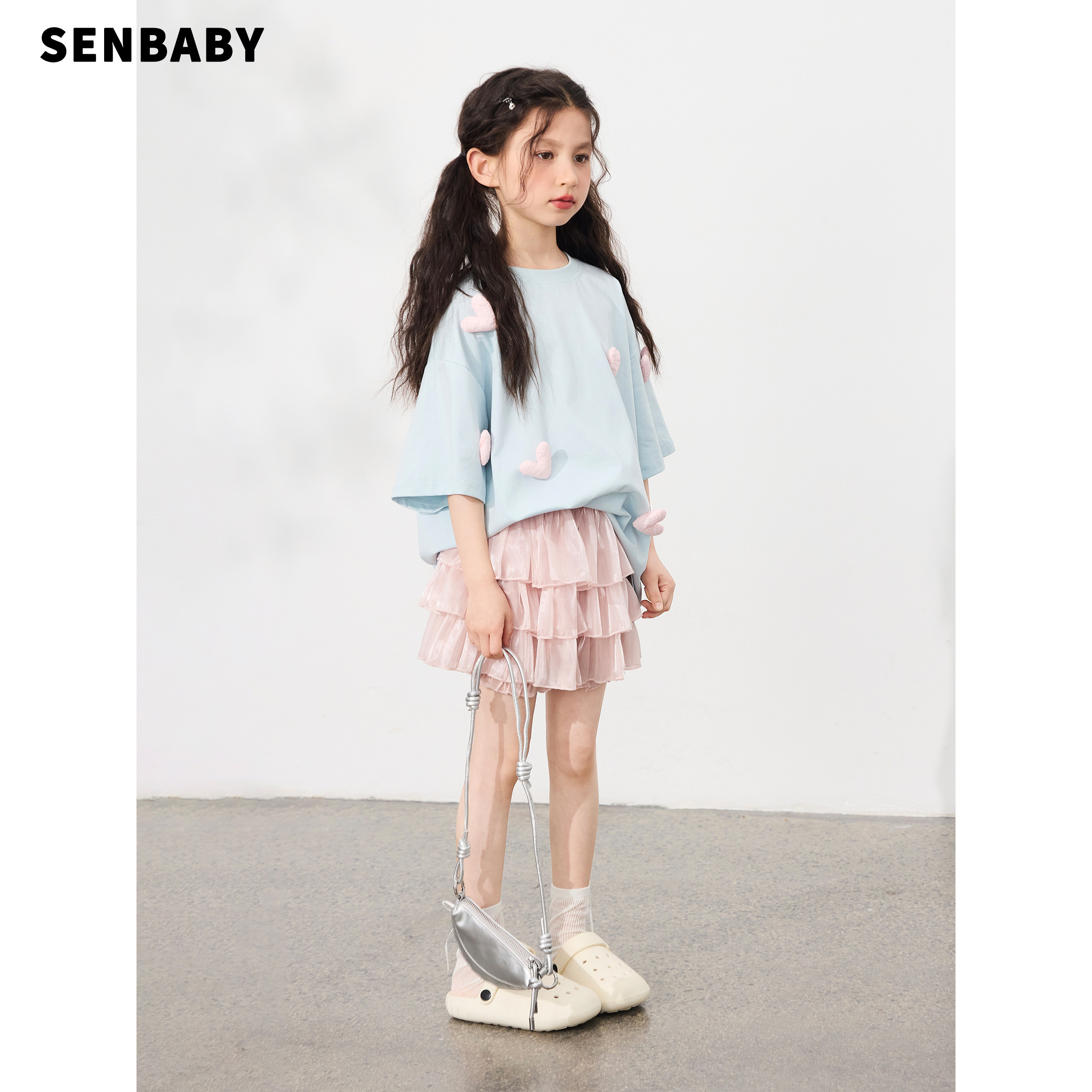 senbaby童装女童短袖2026夏季新款韩版潮儿童立体时尚爱心宽松T恤