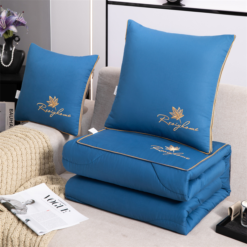 全棉抱枕被子两用空调毯子二合一