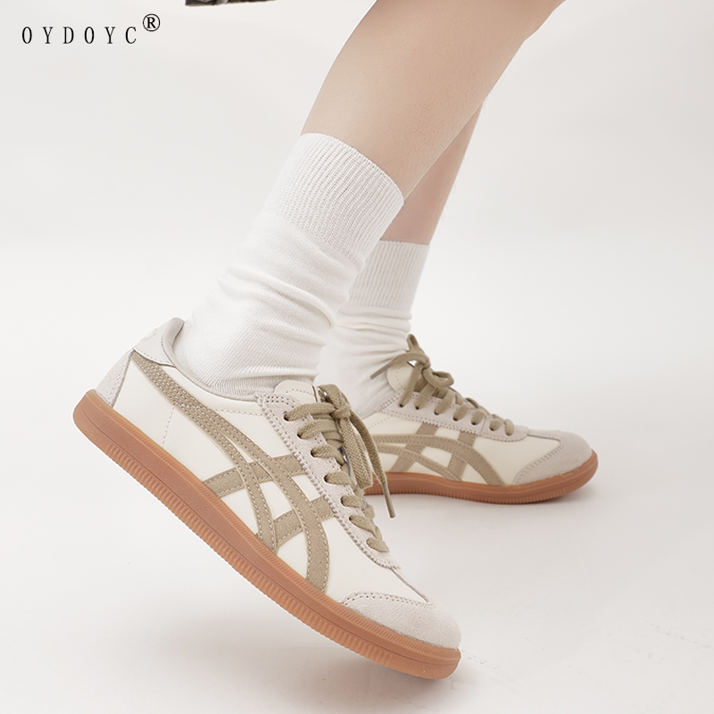 OYDOYC 秋冬季厚款纯白色中筒袜女款百搭无骨袜纯色休闲棉袜长袜