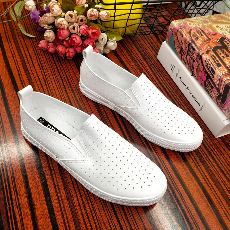 夏季一脚蹬镂空透气白色护士平底鞋软皮面