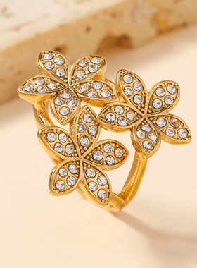 跨境热卖不锈钢戒指 轻奢风油压三朵花微镶钻开口戒指小众手饰品