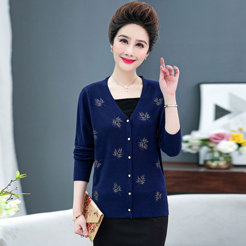 中老年女装秋装新款上衣外套打底衫中年妈妈装春秋时尚针织开衫