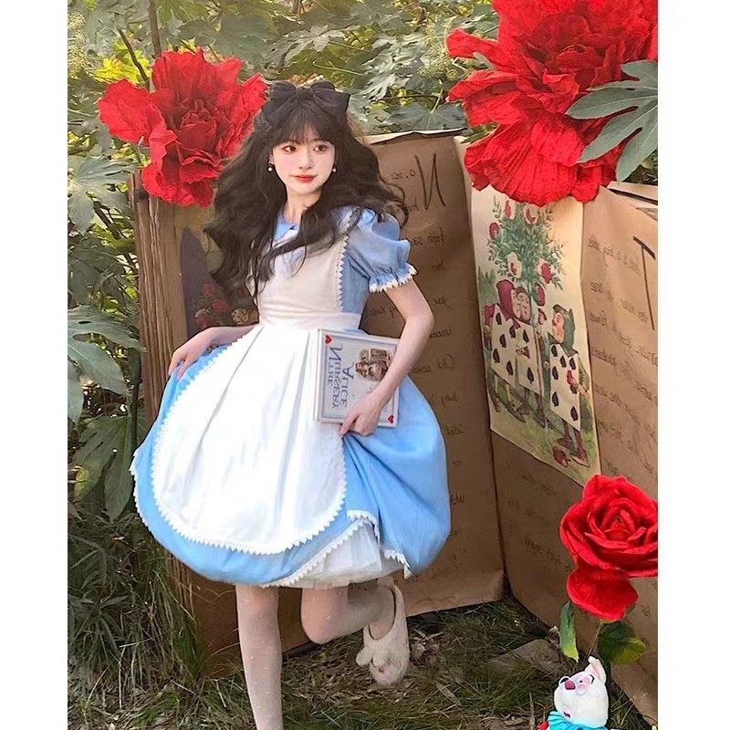 出租在逃公主爱丽丝梦游仙境女仆新娘伴娘礼服晨袍抖音直播写真