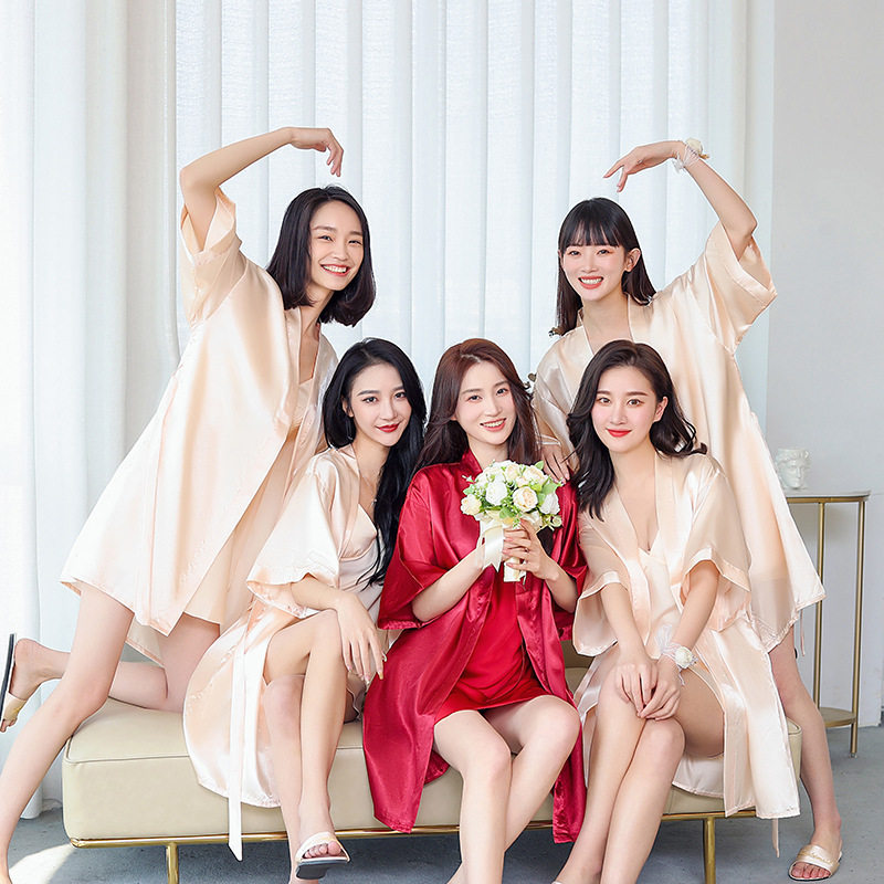 婚纱女新娘伴娘团冰丝婚纱化妆睡衣红色睡衣丝绸长夏薄款式