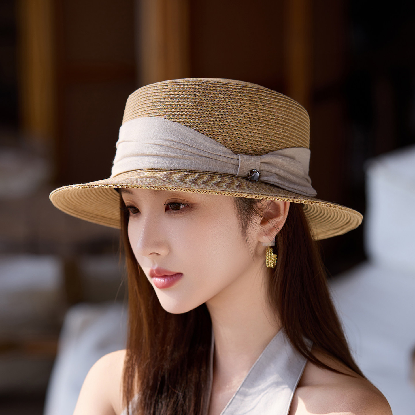 田园风度假卷边绑带草帽女2026夏季新款法式海边太阳帽遮阳渔夫帽