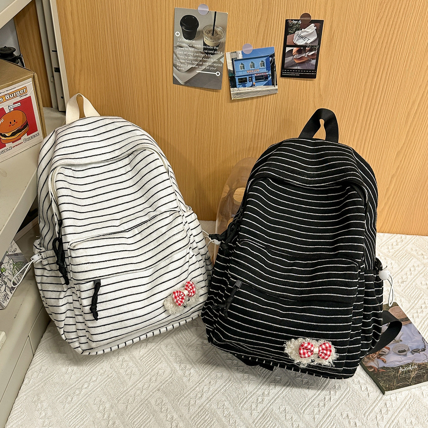 条纹轻便双肩包大容量初高中学生书包ins韩系外出通勤休闲背包女