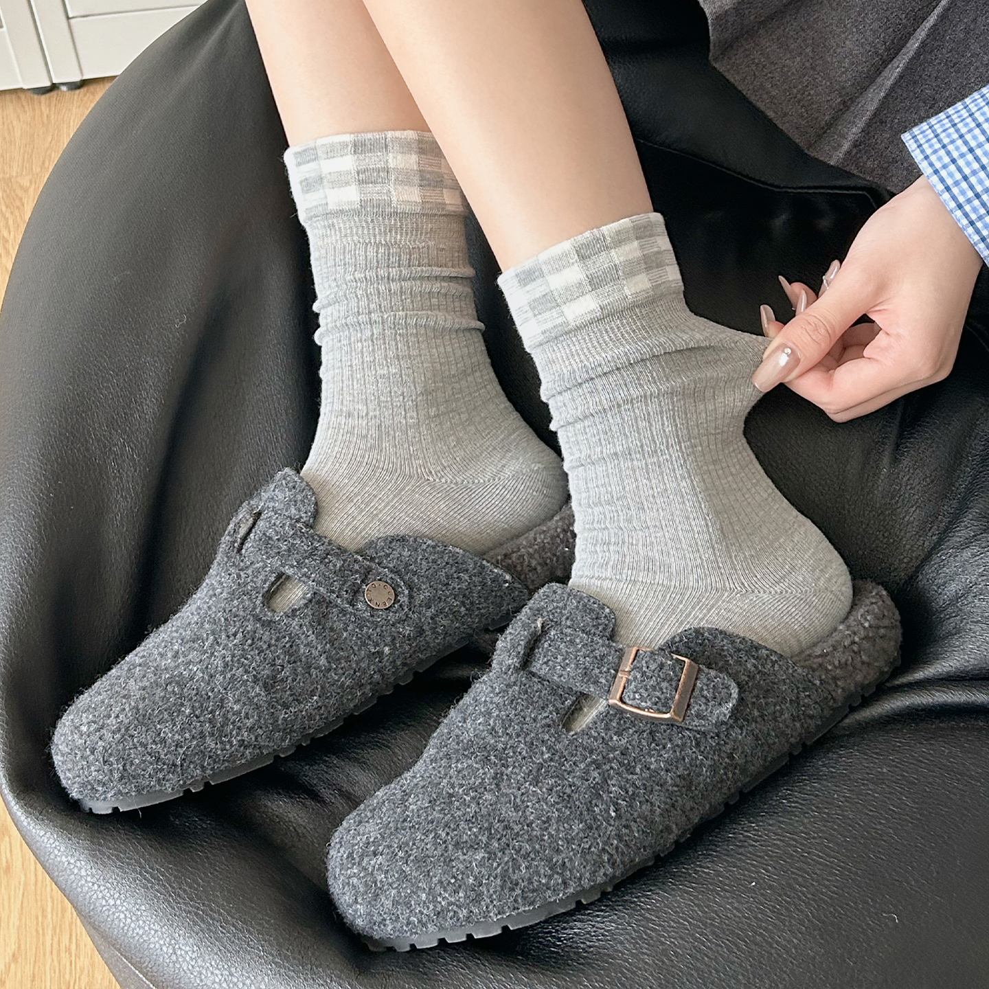 格子袜子女士2025新款爆款miu秋冬加厚保暖日系中筒袜搭配小皮鞋