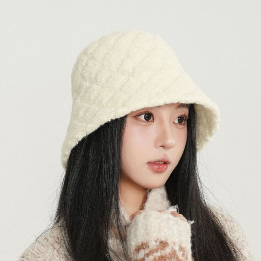 帽子女秋冬季2025新款时尚潮流高级感大头围显脸小毛绒盆帽渔夫帽