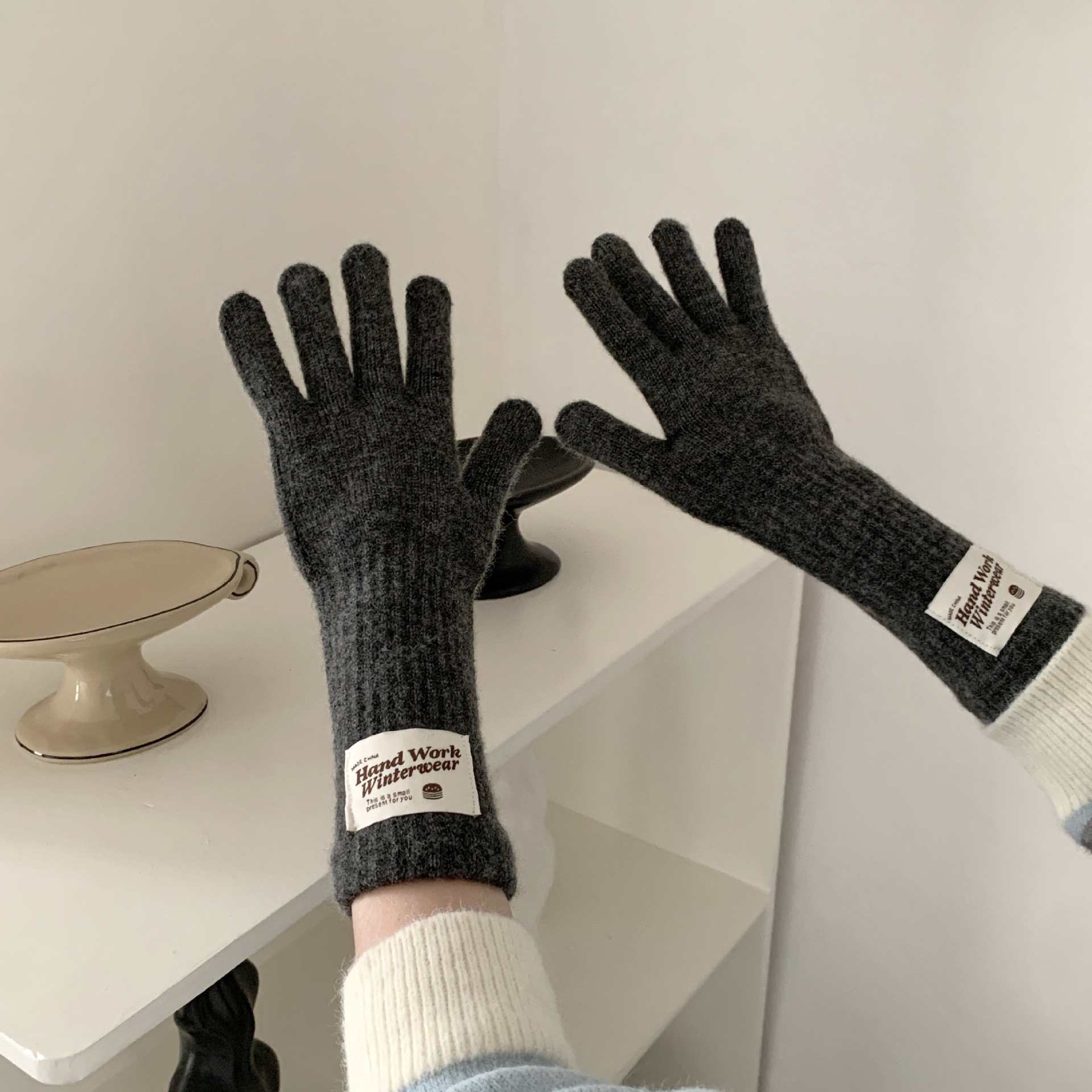 加长护腕针织手套女2025新款冬季户外骑行露指可触屏保暖分指学生