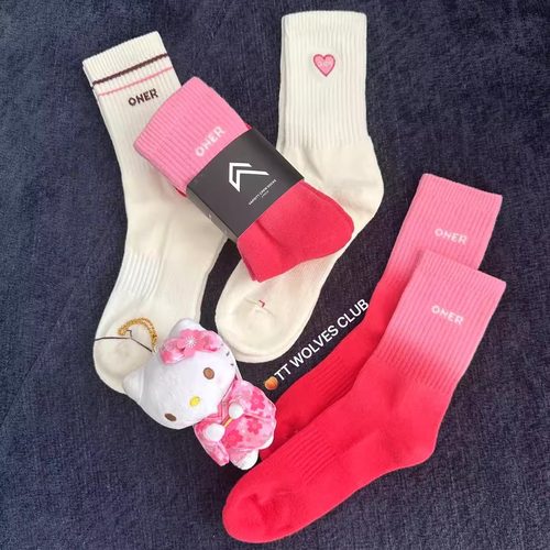 TTWOLVES 少女超舒适运动袜中等厚度针织长绒棉毛巾底女士健身W11