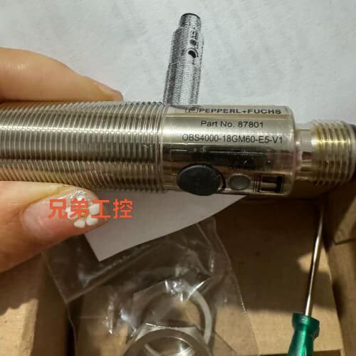 议价OBS4000-18GM60-E5-V1电感式接近传感可维修