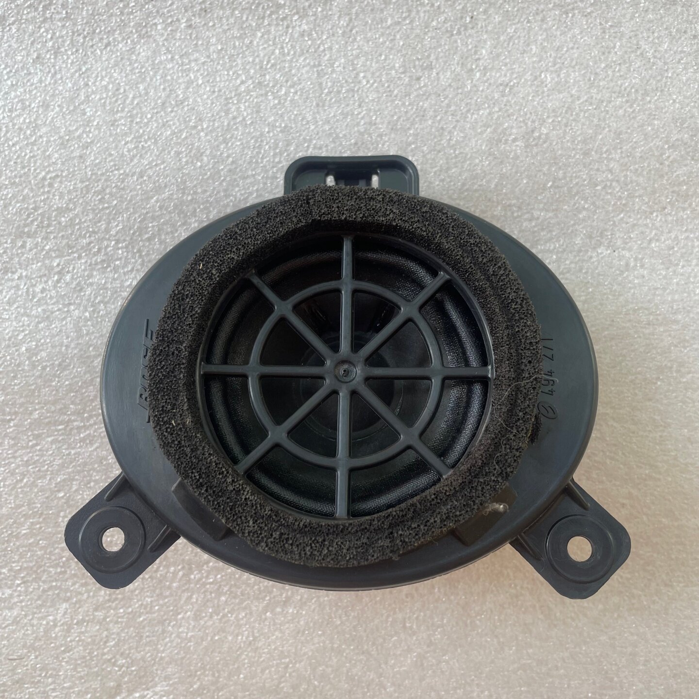 奥迪Q7保时捷仪表台喇叭bose