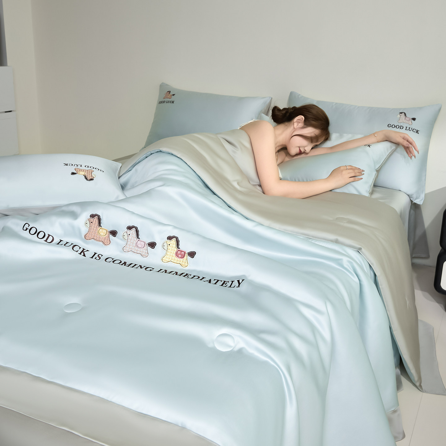 冰丝夏凉被空调被超凉感四件套2026新款儿童单人双人夏季夏天薄款