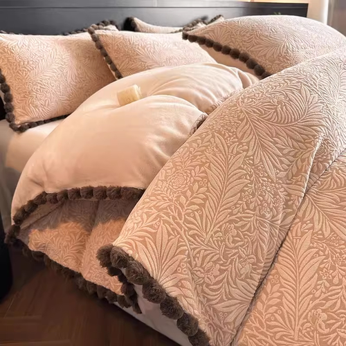 烂花牛奶绒保暖床上四件套冬季雕花珊瑚绒床单双面毛绒被套三件套