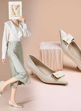 香香莉2025年秋季新款时尚仙女风细跟低跟尖头浅口单鞋女鞋030620