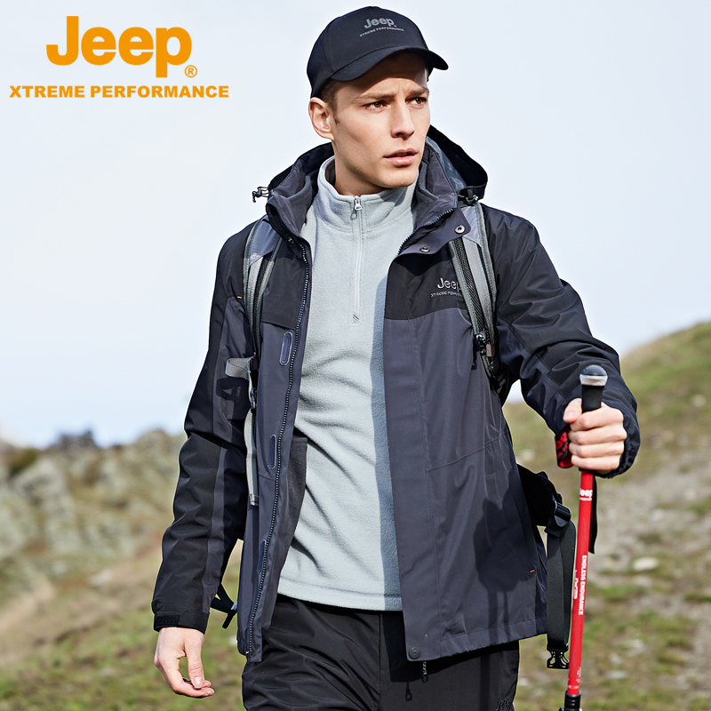 JEEP户外加绒加厚冲锋衣