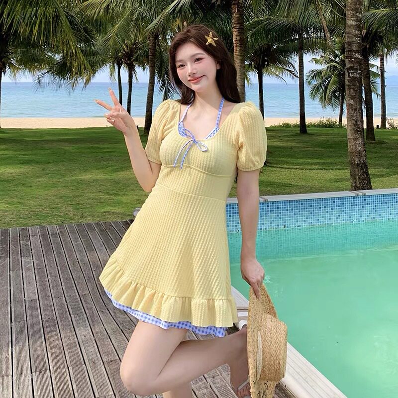 大码泳衣女款连体裙式保守微胖女孩显瘦遮肉日系学生温泉泳装