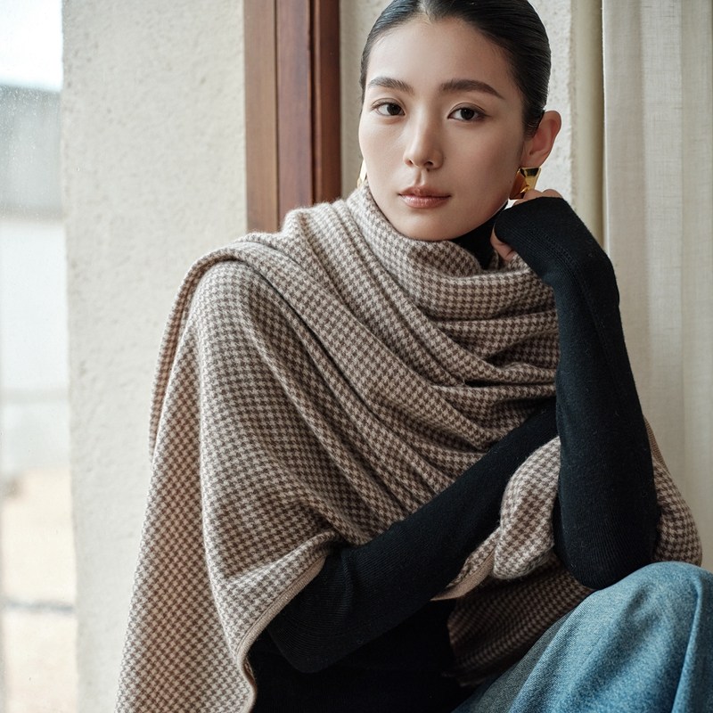 重磅！简约风北欧休闲披肩沙发毯100%山羊绒薄款通用四季毯床尾巾