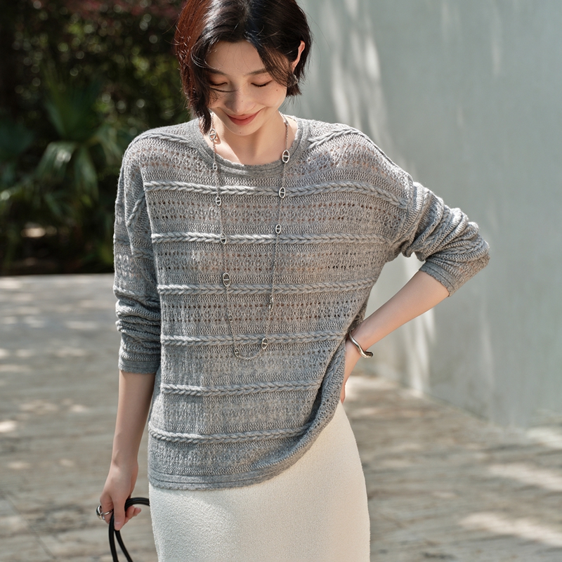 25秋冬新款纯山羊绒衫女圆领镂空针织打底衫宽松显瘦百搭长袖上衣