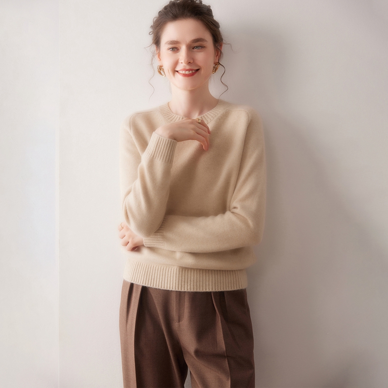 2025秋冬新款100%纯山羊绒衫女圆领马鞍肩加厚宽松显瘦针织打底衫