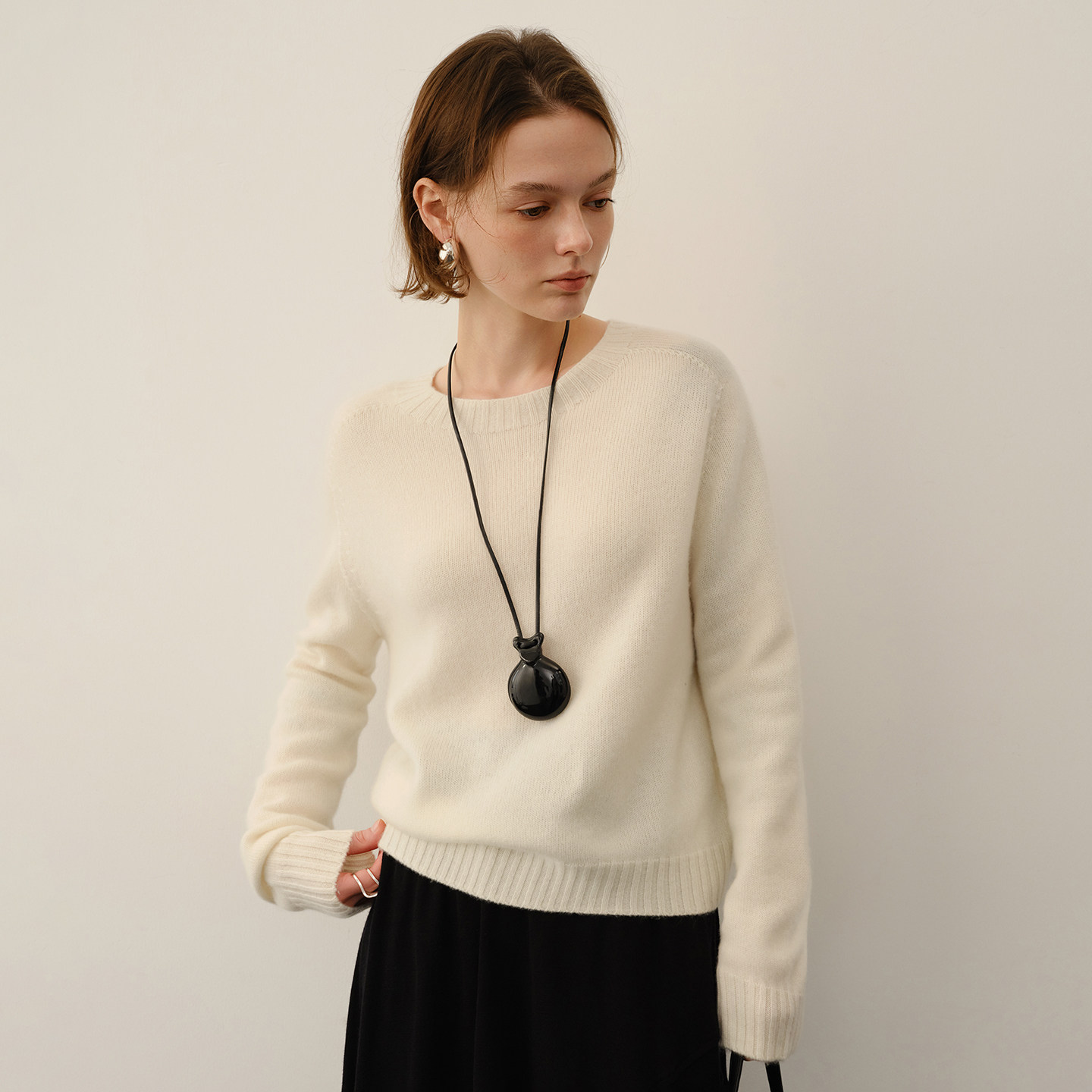 秋冬新款一线成衣100%山羊绒衫女圆领双股加厚宽松百搭针织打底衫,女装/女士精品,羊绒衫,淘宝优惠券,粉丝福利购,淘宝优惠卷